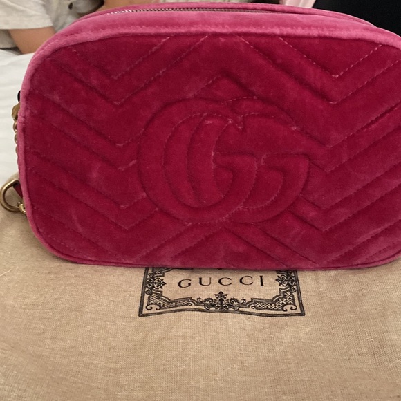 Gucci - Picture 3 of 7